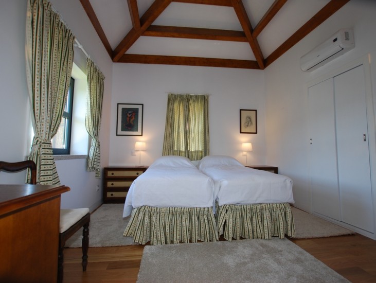 Casa da Oliveira - two single beds studio